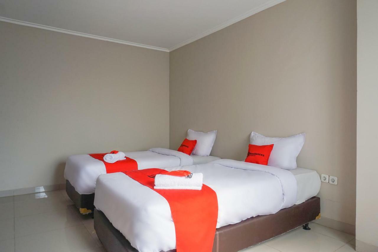 Residences By Reddoorz Near Mt Haryono - Minimum Stay 7 Days Jakarta Buitenkant foto