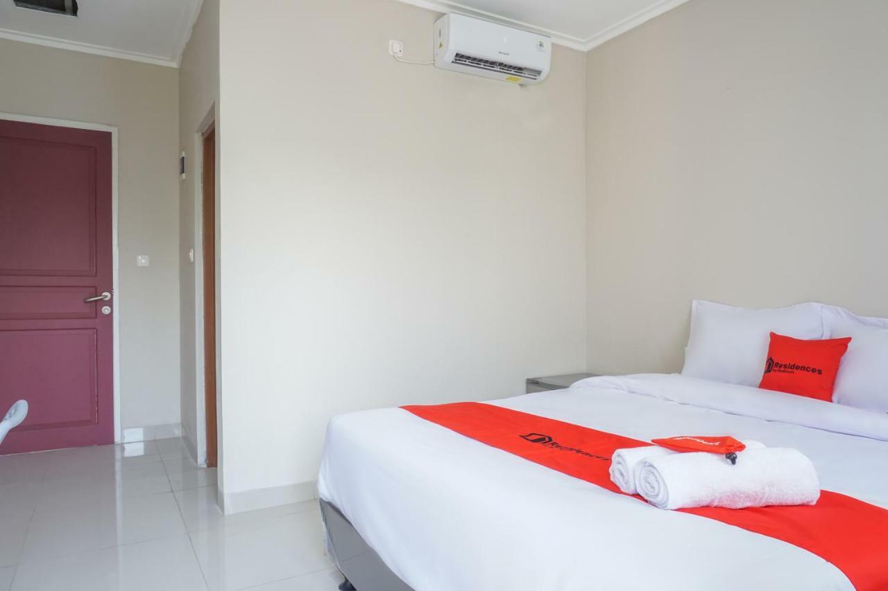 Residences By Reddoorz Near Mt Haryono - Minimum Stay 7 Days Jakarta Buitenkant foto
